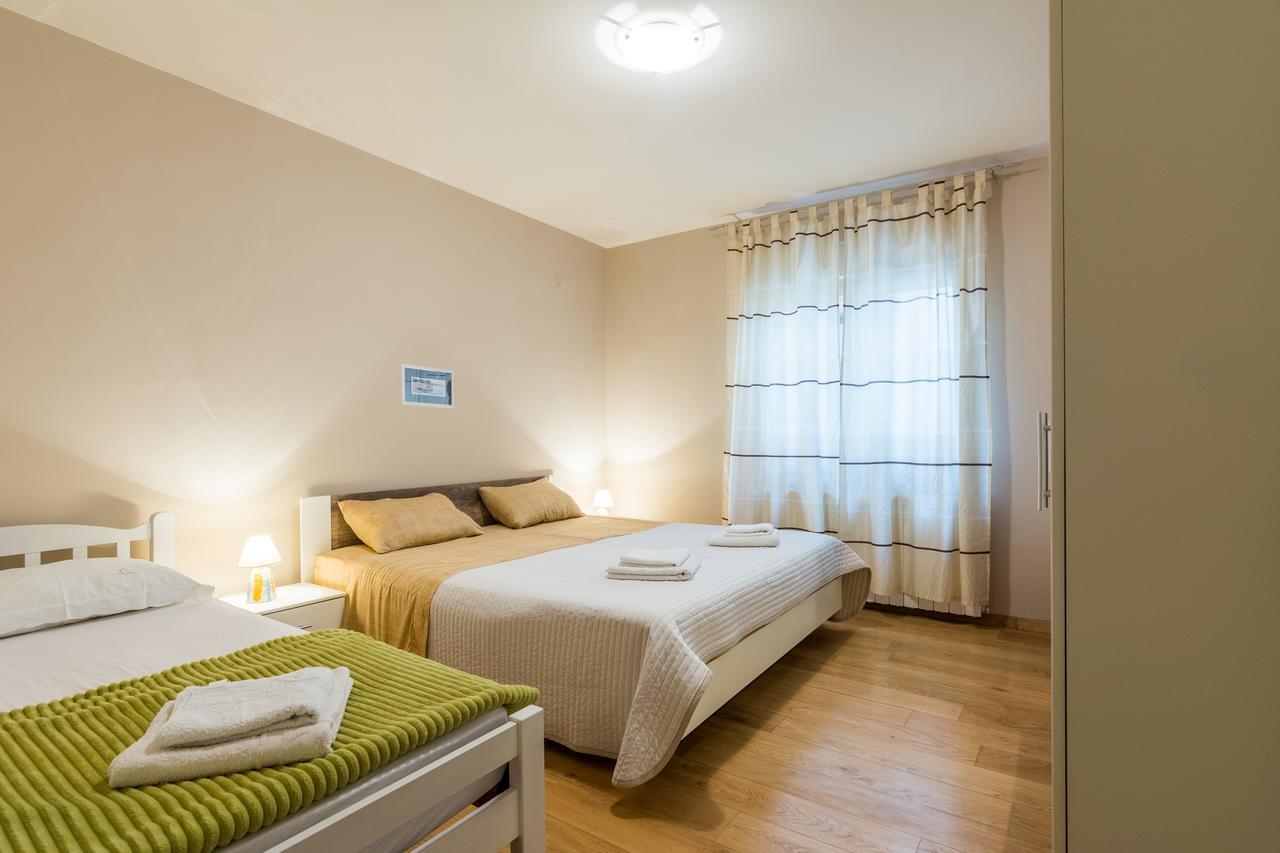 Apartment Jeger Povljana Bagian luar foto