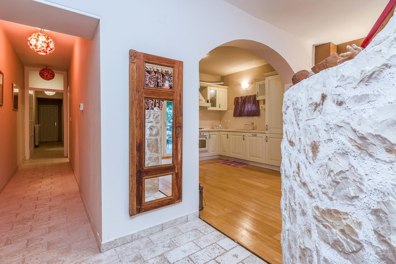 Apartment Jeger Povljana Bagian luar foto